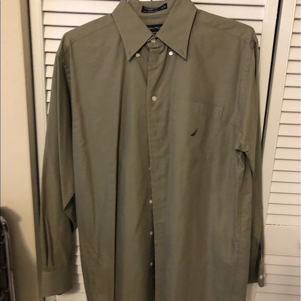 Dark green náutica button down